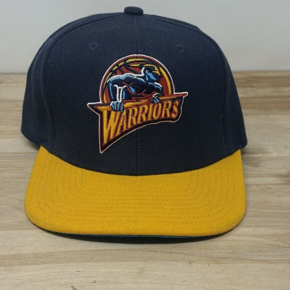 Golden State Warriors Mitchell & Ness NBA Snapback Hat Cap 3D Logo Navy Yellow - Picture 1 of 11